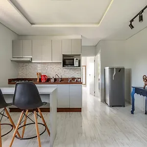 apartamento-com-vista-para-a-praia.santa-catarina-brasil.com/